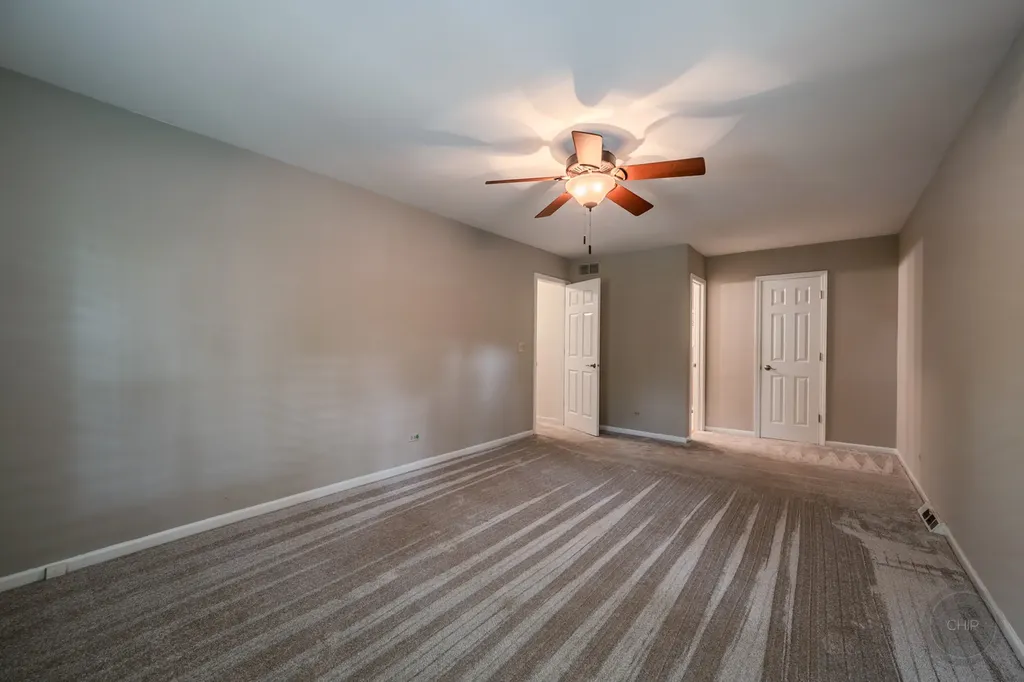 1612 Harris Lane Naperville IL 60565