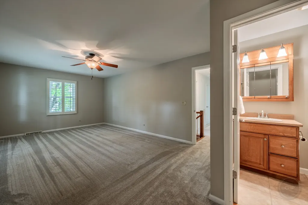 1612 Harris Lane Naperville IL 60565