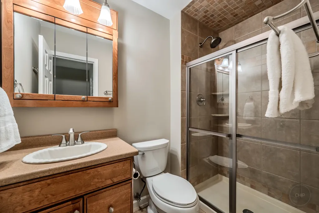 1612 Harris Lane Naperville IL 60565