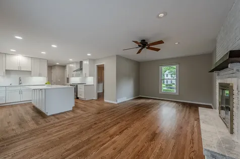 1612 Harris Lane Naperville IL 60565