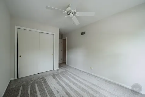 1612 Harris Lane Naperville IL 60565