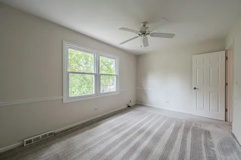 1612 Harris Lane Naperville IL 60565