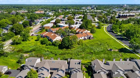 375 Juniper Tree Court Hoffman Estates IL 60169