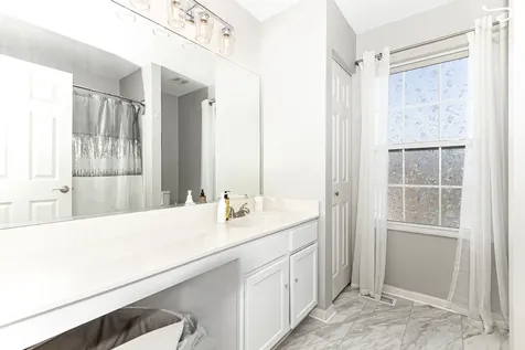 1806 Wintercrest Court Shorewood IL 60404