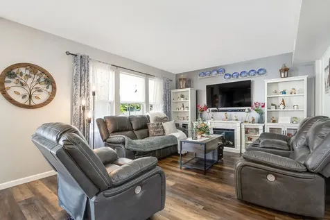 1806 Wintercrest Court Shorewood IL 60404