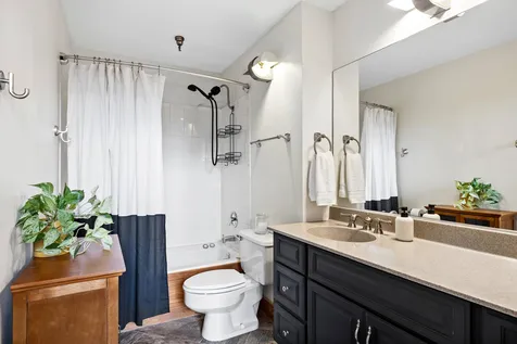 331 South Peoria Street Chicago IL 60607