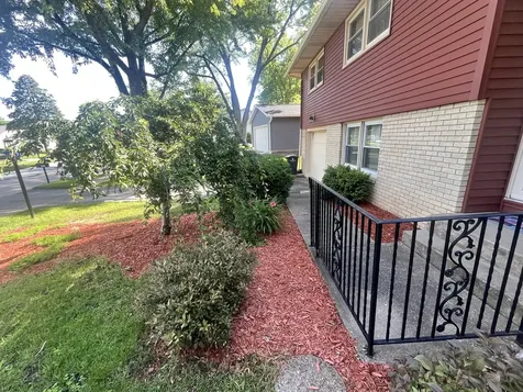 8909 19TH Street Rock Island IL 61201