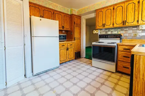 1542 Gardner Road Westchester IL 60154