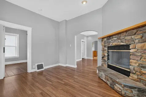 1128 Butler Street Morris IL 60450