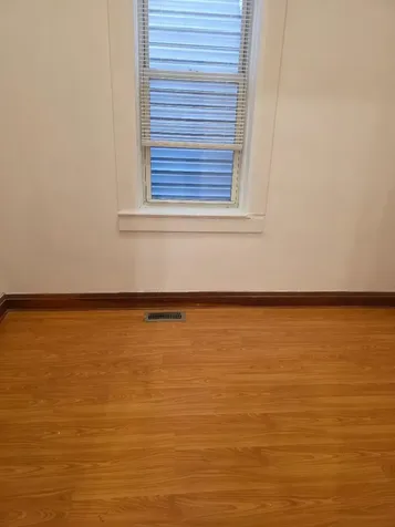 1052 West 32nd Street Chicago IL 60608