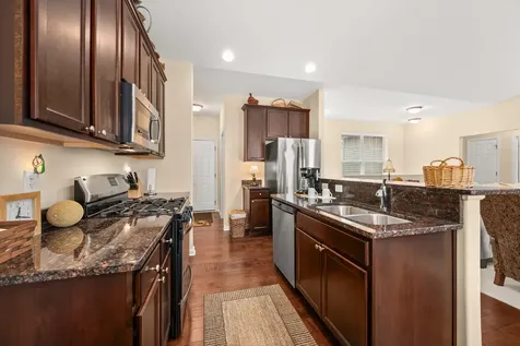 21 West Winterberry Avenue Cortland IL 60112