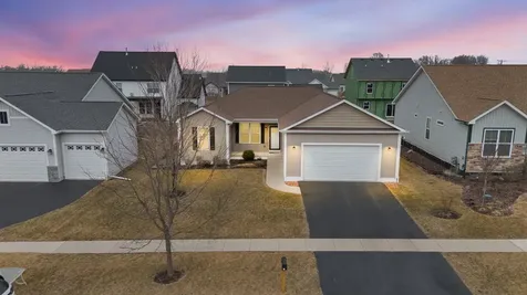 21 West Winterberry Avenue Cortland IL 60112