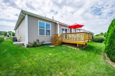21 West Winterberry Avenue Cortland IL 60112
