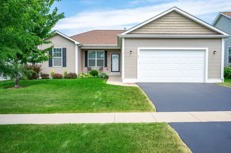 21 West Winterberry Avenue Cortland IL 60112