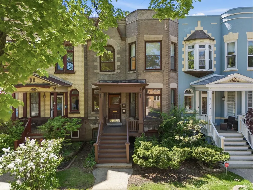 315 South Maple Avenue Oak Park IL 60302