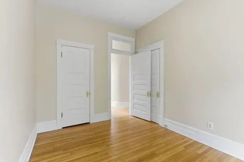 315 South Maple Avenue Oak Park IL 60302