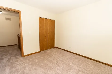 1174 Longford Road Bartlett IL 60103