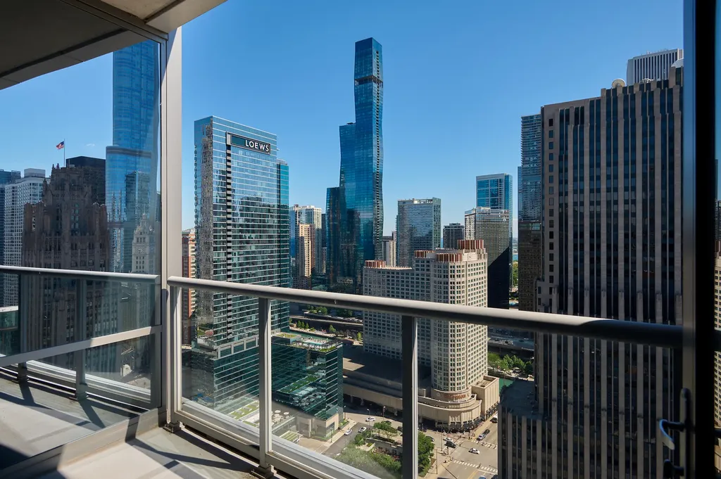 240 East Illinois Street Chicago IL 60611