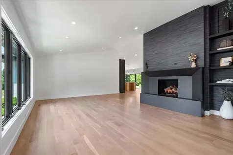 6600 North Kenton Avenue Lincolnwood IL 60712