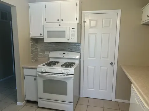 76 Margate Court Schaumburg IL 60193