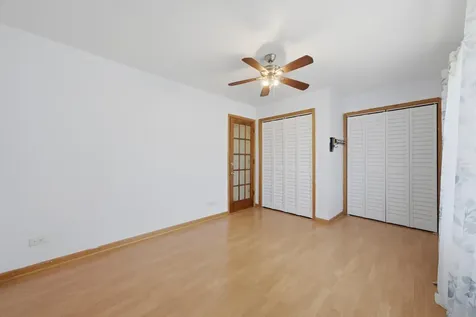 2922 West Nelson Street Chicago IL 60618