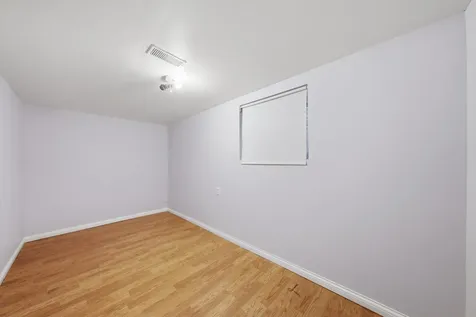 2922 West Nelson Street Chicago IL 60618