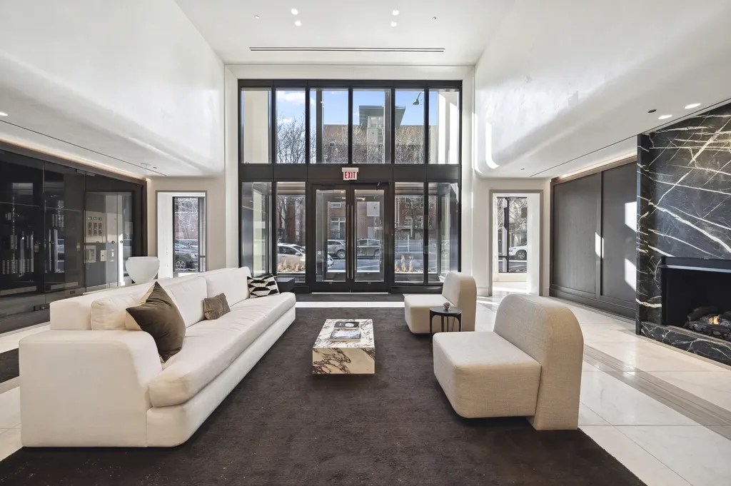 21 North May Street Chicago IL 60607