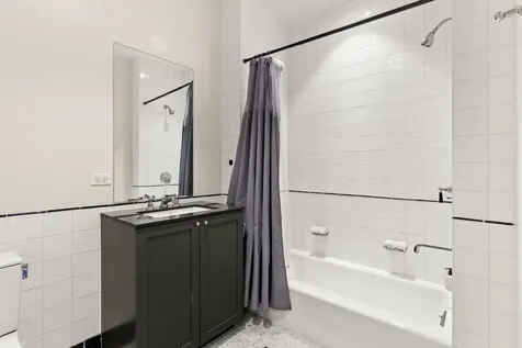 21 North May Street Chicago IL 60607