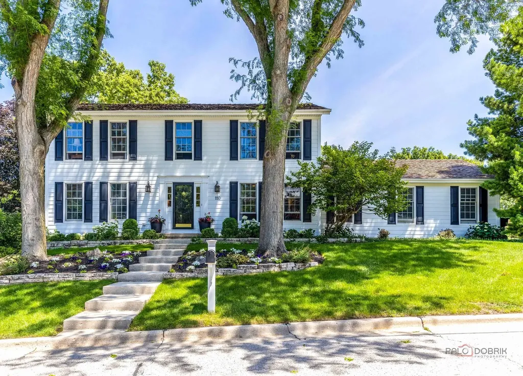 1110 Furlong Drive Libertyville IL 60048