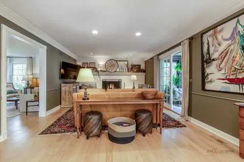 1110 Furlong Drive Libertyville IL 60048