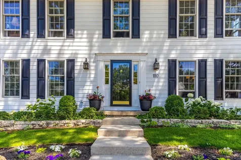 1110 Furlong Drive Libertyville IL 60048