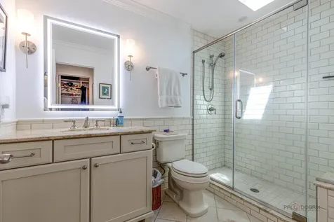 1110 Furlong Drive Libertyville IL 60048