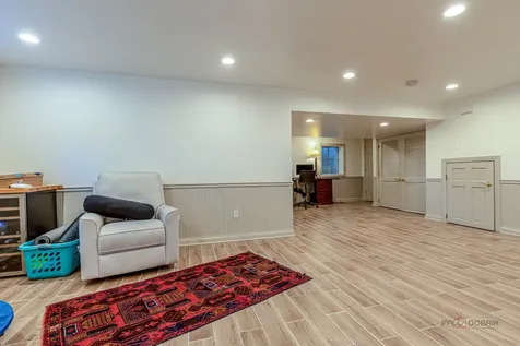 1110 Furlong Drive Libertyville IL 60048