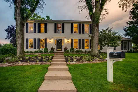 1110 Furlong Drive Libertyville IL 60048