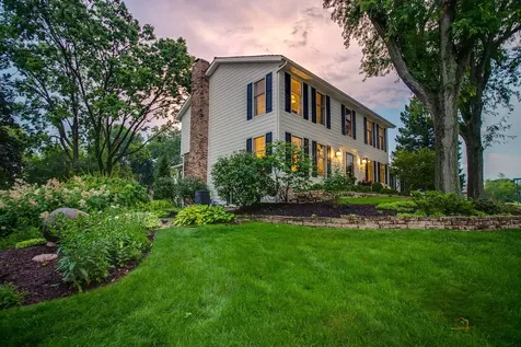 1110 Furlong Drive Libertyville IL 60048