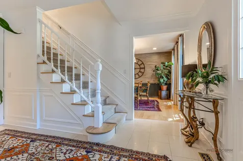 1110 Furlong Drive Libertyville IL 60048