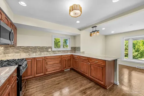 4145 Winston Drive Hoffman Estates IL 60192