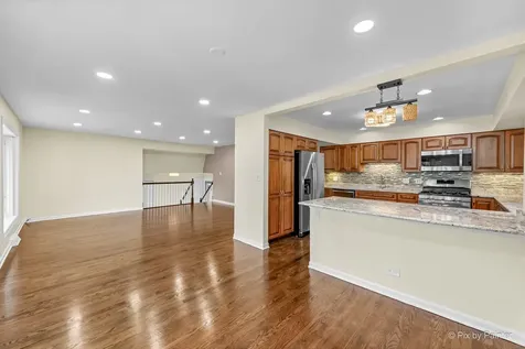 4145 Winston Drive Hoffman Estates IL 60192