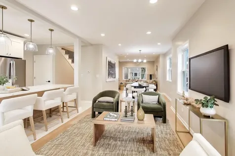 4065 North Meade Avenue Chicago IL 60634