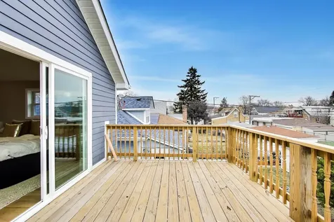 4065 North Meade Avenue Chicago IL 60634