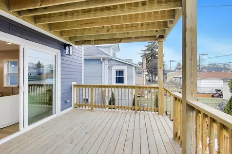 4065 North Meade Avenue Chicago IL 60634