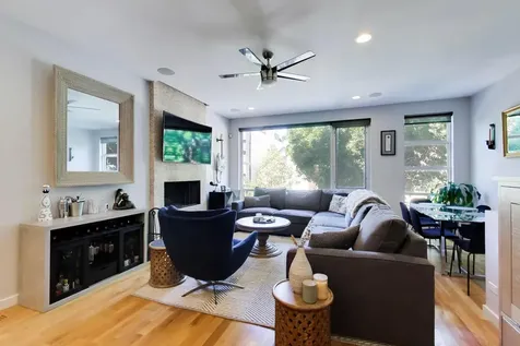 879 North Marshfield Avenue Chicago IL 60622