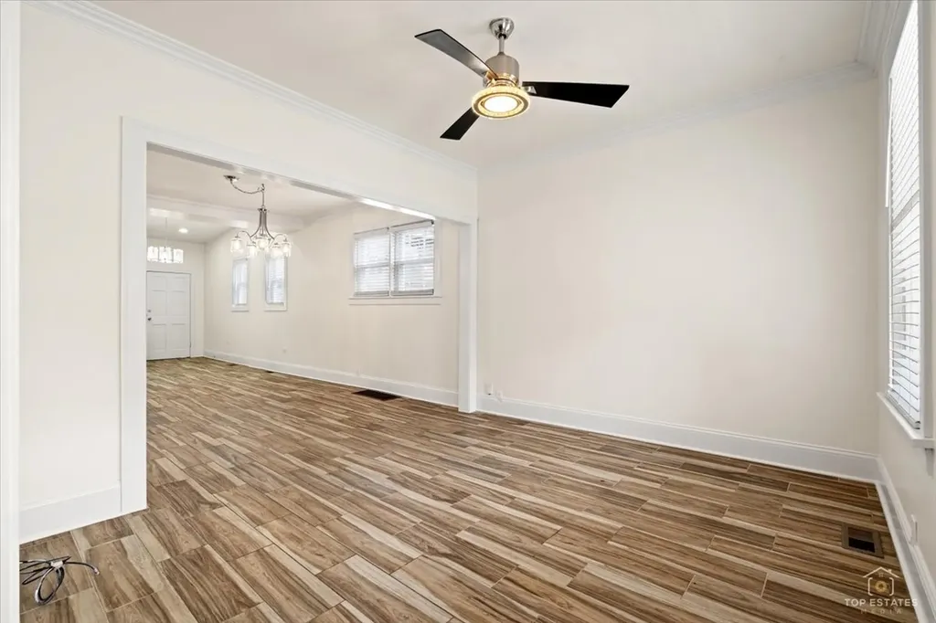 2617 North Springfield Avenue Chicago IL 60647