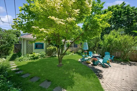 2751 Girard Avenue Evanston IL 60201