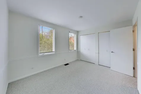 1806 West Argyle Street Chicago IL 60640