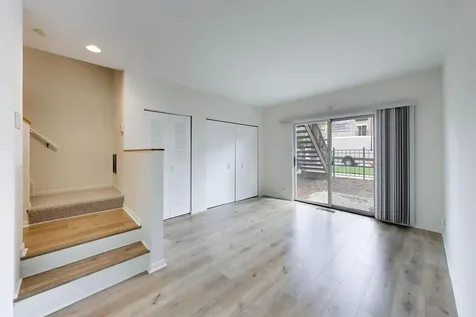 1806 West Argyle Street Chicago IL 60640