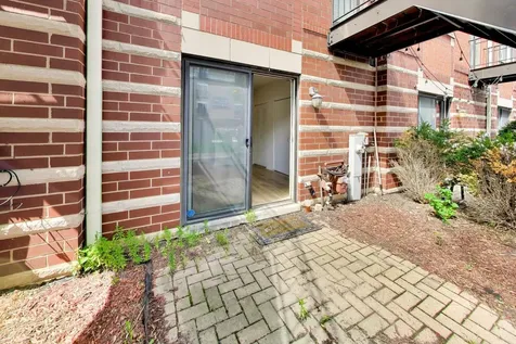 1806 West Argyle Street Chicago IL 60640