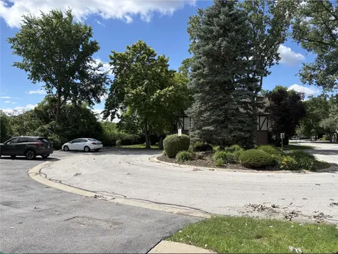 11211 Sycamore Lane Palos Hills IL 60465