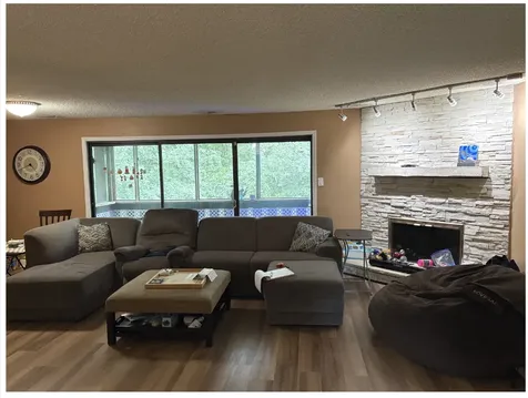 11211 Sycamore Lane Palos Hills IL 60465
