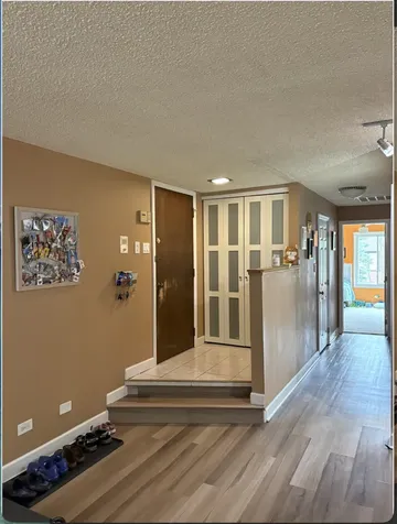 11211 Sycamore Lane Palos Hills IL 60465